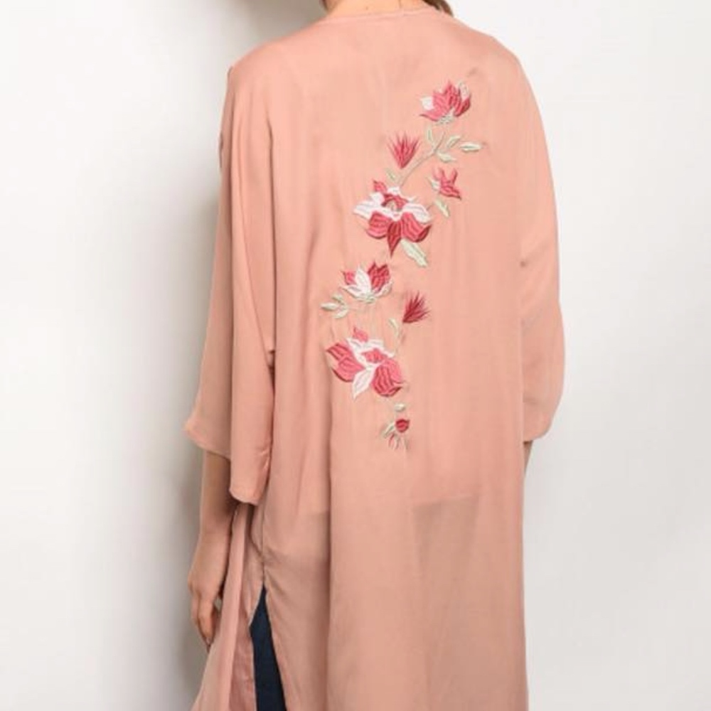 Blush Shell - Picture 2 of 7